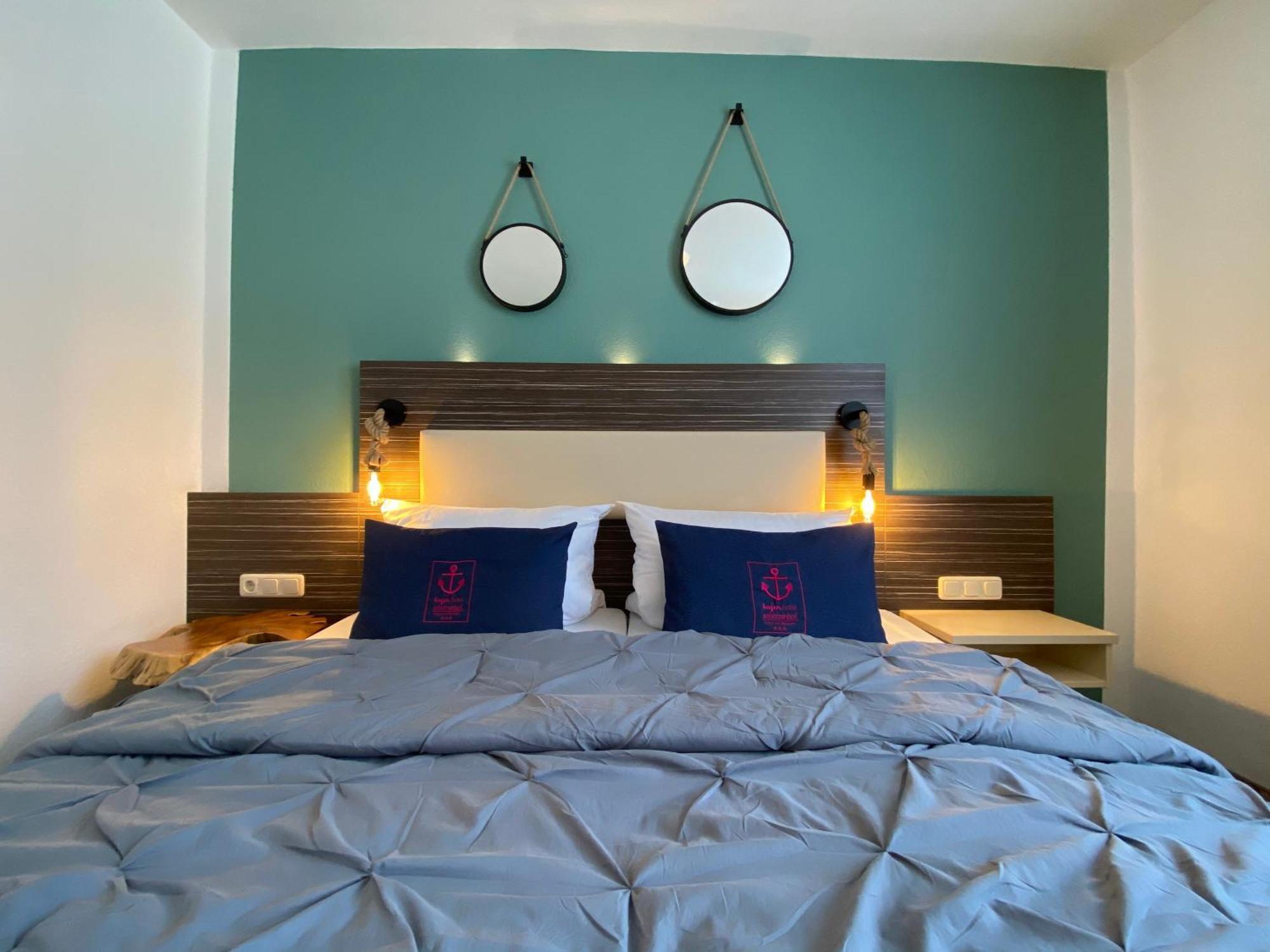 Hafen Hotel Schuetzenhof Burg auf Fehmarn Room photo